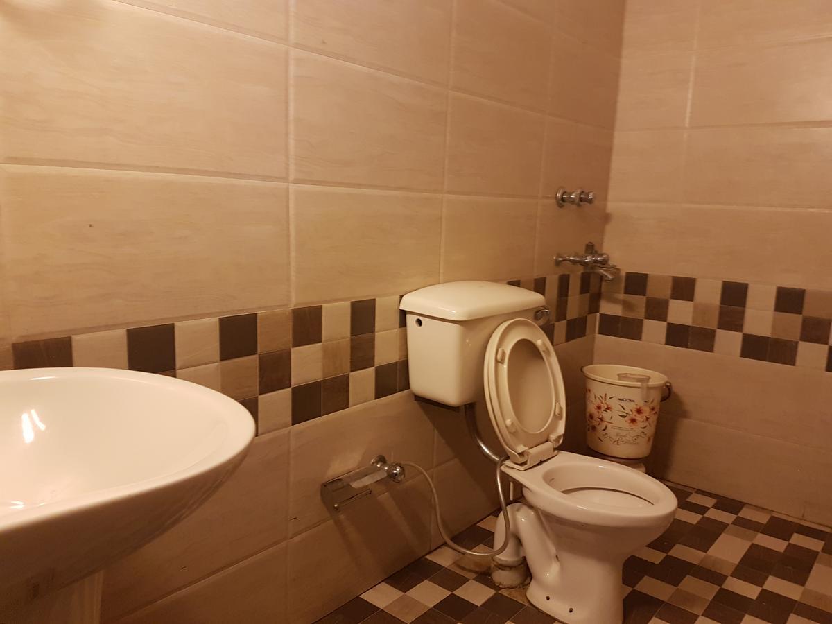 Hotel Haryana Chandigarh Ngoại thất bức ảnh