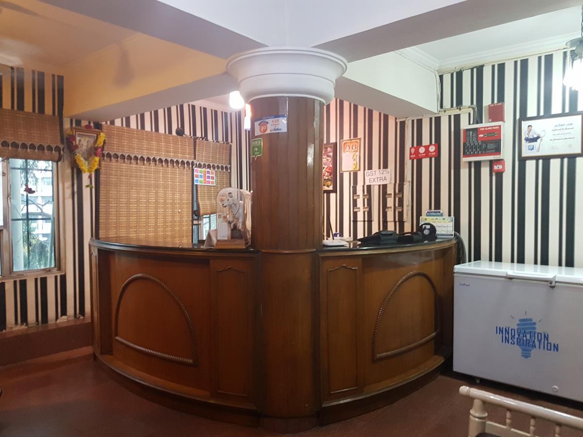 Hotel Haryana Chandigarh Ngoại thất bức ảnh