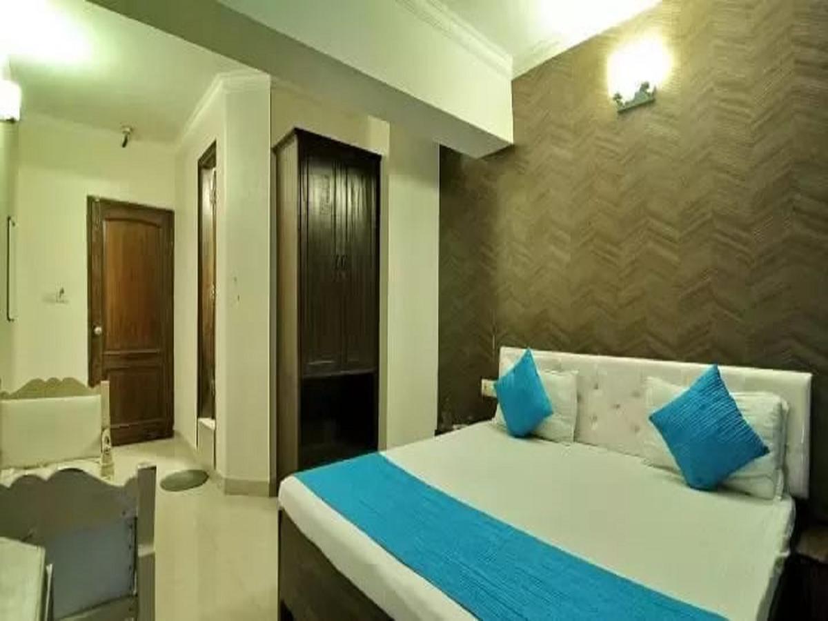 Hotel Haryana Chandigarh Ngoại thất bức ảnh