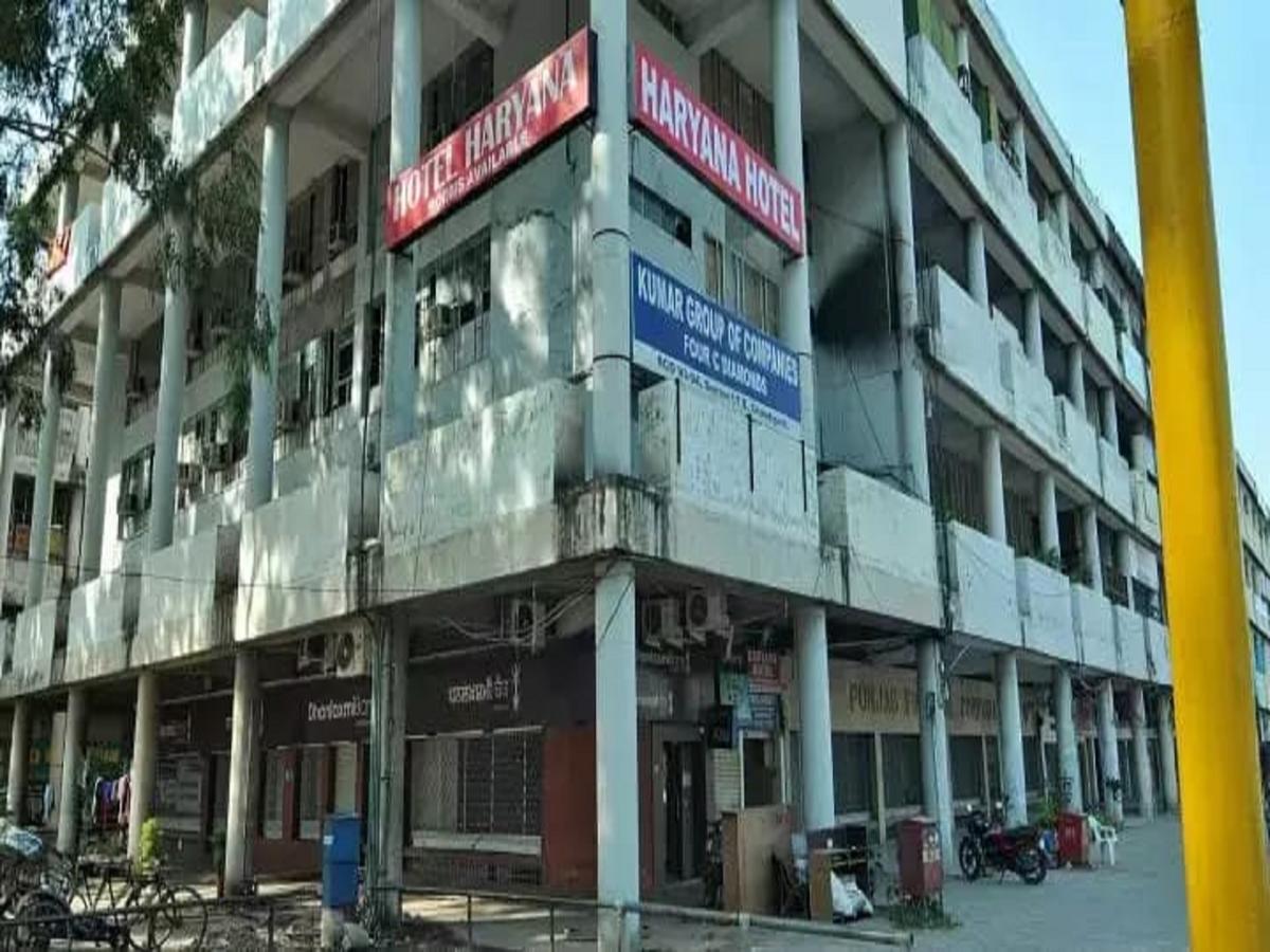 Hotel Haryana Chandigarh Ngoại thất bức ảnh